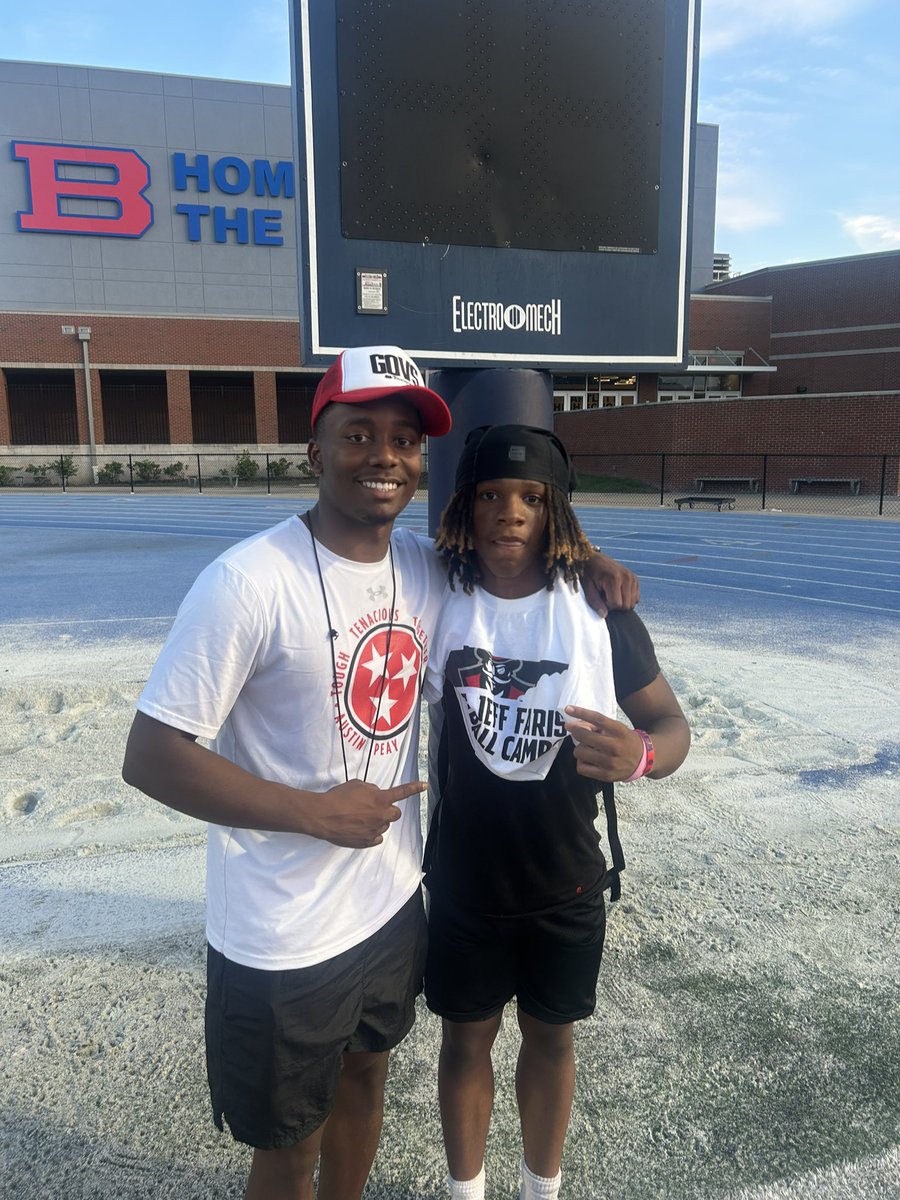 Antonyo Christon π (@tonyofor6ix) on Twitter photo Had a Great day At the Austin Peay Camp Thanks for evaluating me!!! <a href="/SSN_APSU/">Sidelines-Austin Peay π§β¬οΈπ©π</a> <a href="/GovsFB/">Austin Peay Football</a> <a href="/Coach_Shugg/">Shane βShuggβ Tucker</a> <a href="/coachsauce__/">Rodney Saulsberry Jr.</a> <a href="/austinpeay/">Austin Peay State University</a> Had a Great day At the Austin Peay Camp Thanks for evaluating me!!! <a href="/SSN_APSU/">Sidelines-Austin Peay π§β¬οΈπ©π</a> <a href="/GovsFB/">Austin Peay Football</a> <a href="/Coach_Shugg/">Shane βShuggβ Tucker</a> <a href="/coachsauce__/">Rodney Saulsberry Jr.</a> <a href="/austinpeay/">Austin Peay State University</a>