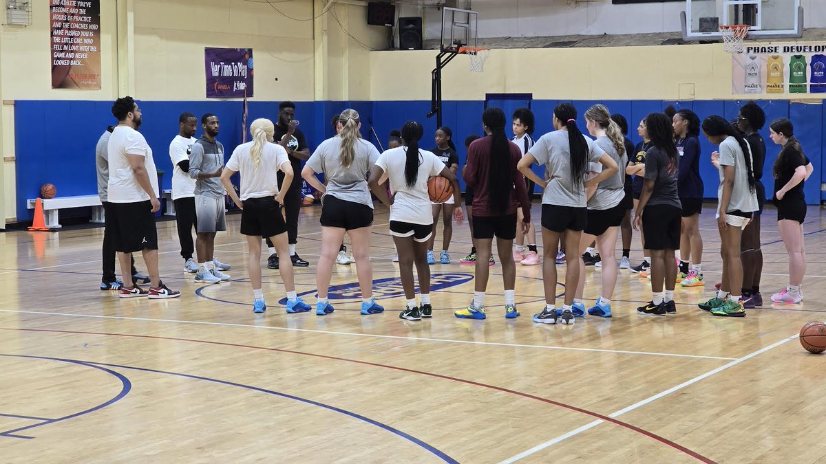 NJ Ladies Hoops (@njladieshoops) on Twitter photo NJ Ladies Hoops "AAU FOUNDER/COACH/PROGRAM
OF THE DAY"
Meet ALLAN PRITCHETT <a href="/A1Coach/">Allen Pritchett</a> , the driving force of <a href="/team_dapa/">Team_Dapa</a> AAU based out of <a href="/cherryhillnj/">Cherry Hill N.J.</a>
This young man wears many hats AND ALL SUCCESSFULLY. Also AC at the college level at
<a href="/CHC_WBB/">Chestnut Hill Women's Basketball</a> and fully explains his precision NJ Ladies Hoops "AAU FOUNDER/COACH/PROGRAM
OF THE DAY"
Meet ALLAN PRITCHETT <a href="/A1Coach/">Allen Pritchett</a> , the driving force of <a href="/team_dapa/">Team_Dapa</a> AAU based out of <a href="/cherryhillnj/">Cherry Hill N.J.</a>
This young man wears many hats AND ALL SUCCESSFULLY. Also AC at the college level at
<a href="/CHC_WBB/">Chestnut Hill Women's Basketball</a> and fully explains his precision