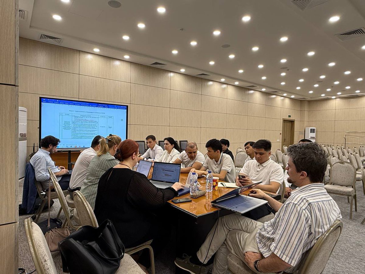 What’s better than a safe home for your family? 🏡
Experts from 🇮🇹 &amp; 🇷🇴 are in 🇺🇿 this week sharing know-how on using 🇪🇺 #Eurocodes - European standards for safer building design. 🏗️
Extra protection from fires &amp; natural hazards.
Funded by the EU via #TAIEX.