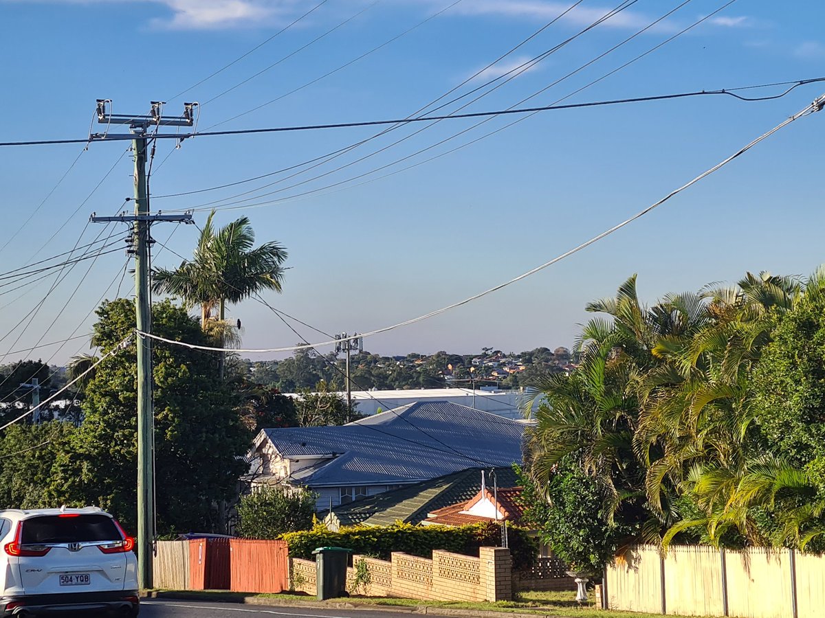 Possible planned burn or actual fire <a href="/QldFireDept/">Queensland Fire Department</a> ?