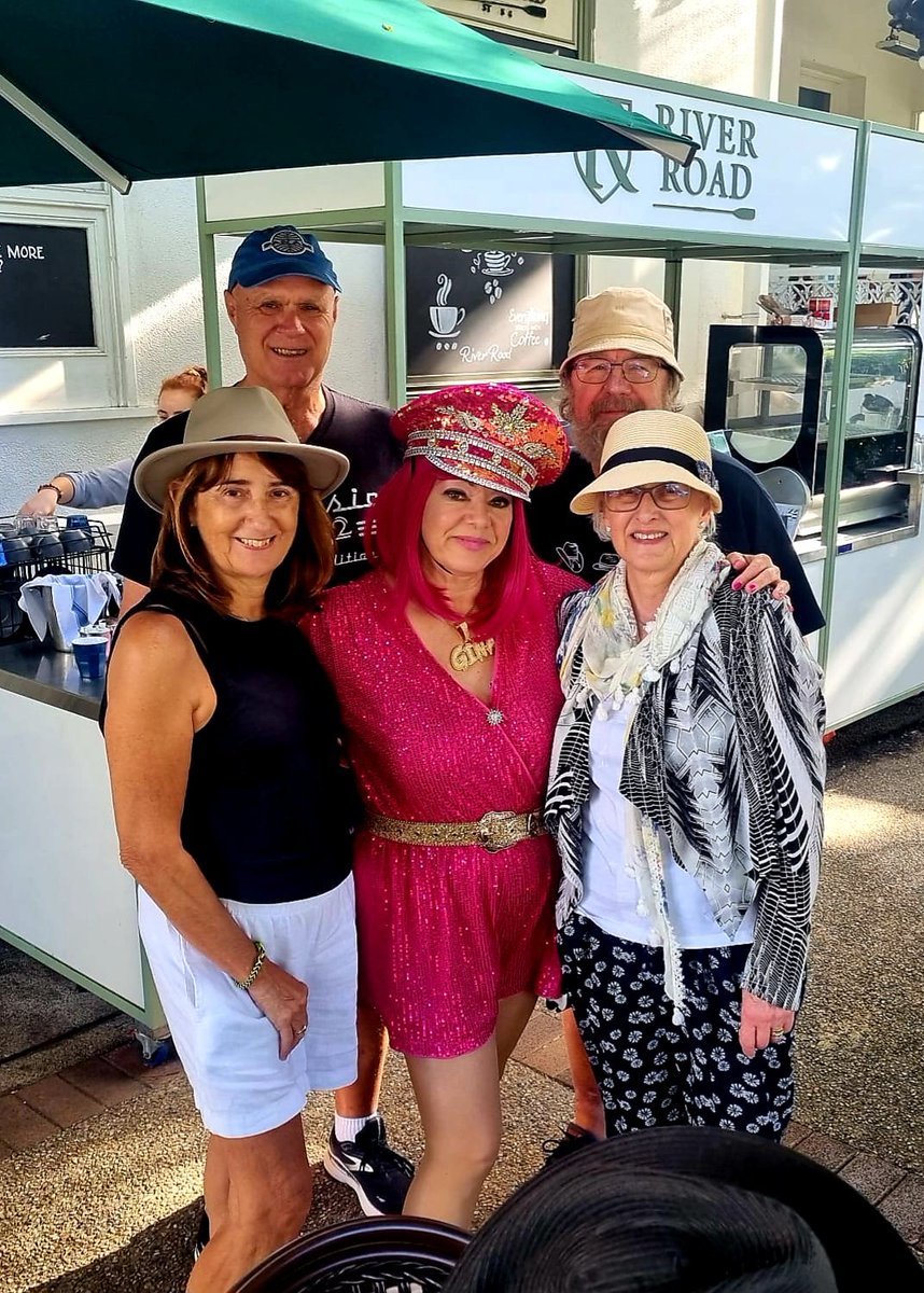 lawyerginahope's tweet image. Be kind to yourself and others. It's free! Have a Pink Day 💗 #projectpink