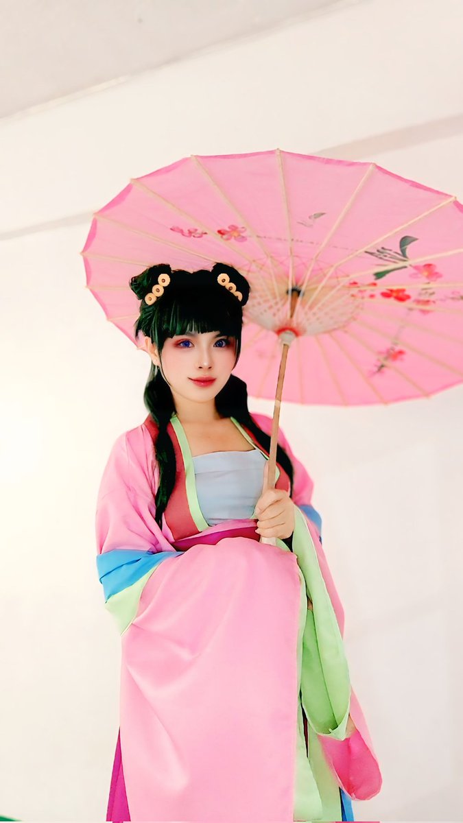 YurikaCoser's tweet photo. Anime: The Apothecary Diaries
Character: Maomao

Photo thread: https://t.co/3zJhr7YV60