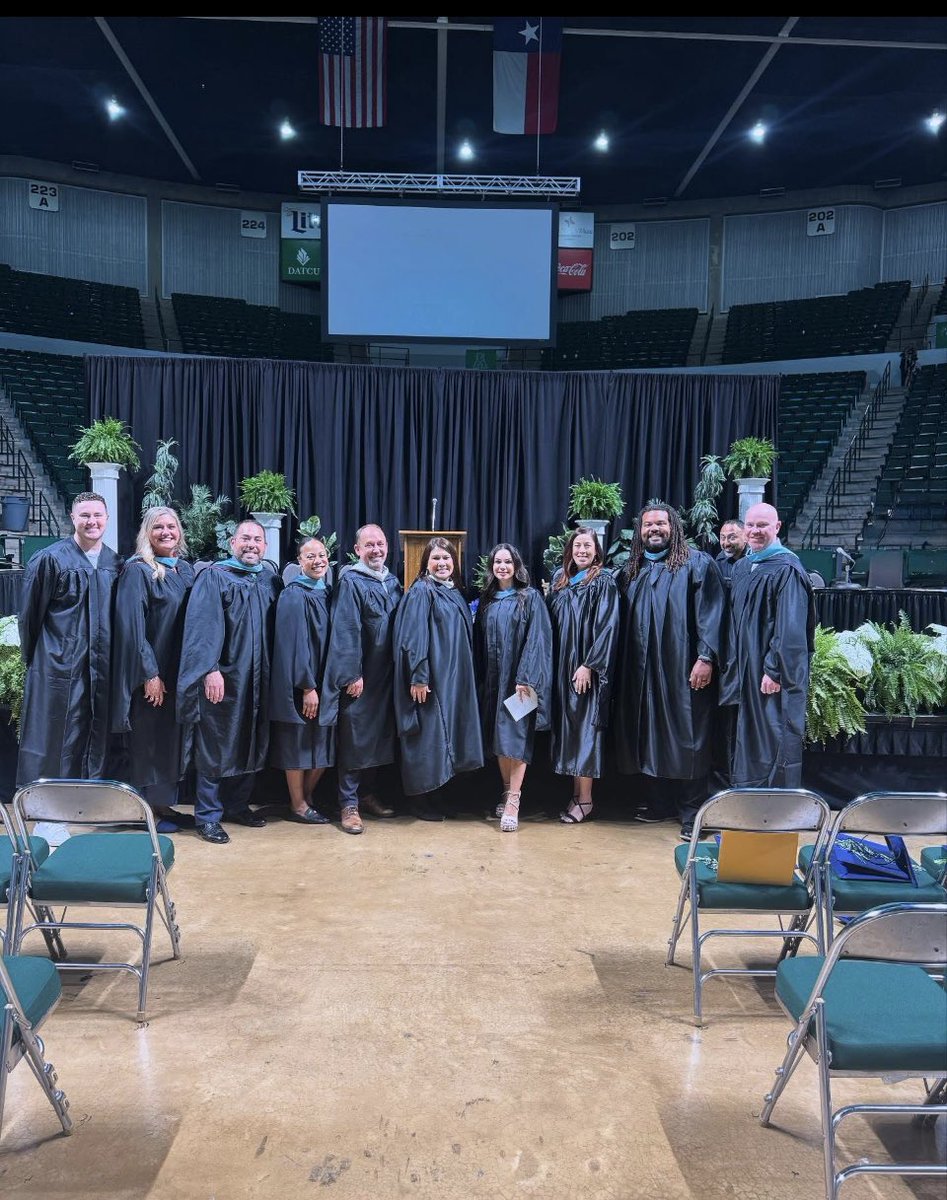🦅We did it! #Graduation #GOBIRDS #Classof2025