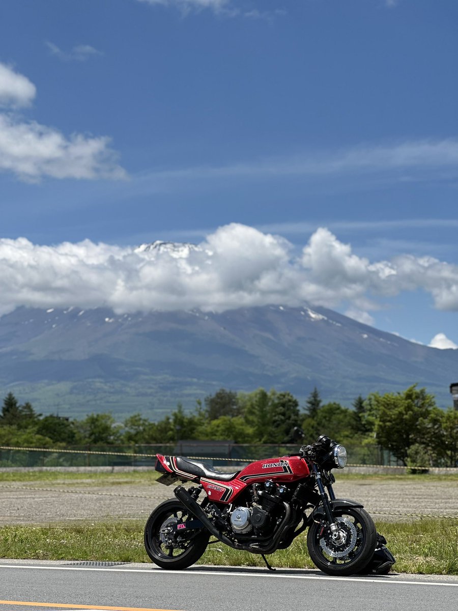 Jiyu (@cb750f_) on Twitter photo 