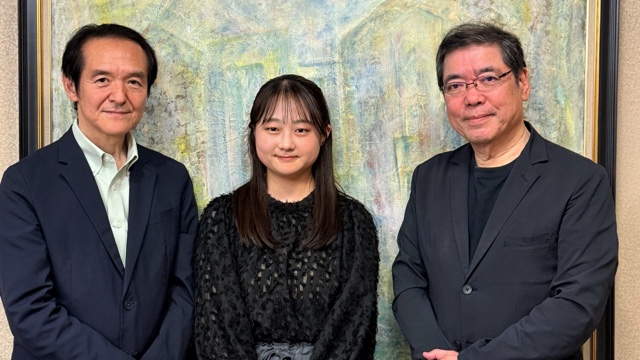 SOAI_univ's tweet photo. ／
第28回びわ湖国際フルートコンクール
第2位受賞＆武者小路千家賞受賞✨
＼

大学院研究科卒業生の成希蘭さんが担当指導教員の清水教授と共に前田学長を表敬訪問されました。

彼女の深い音楽性と美しい音色、オーセンティックな音楽スタイルが評価されました😌
益々のご活躍に期待ですね🥰 https://t.co/lfJYOlpHS0