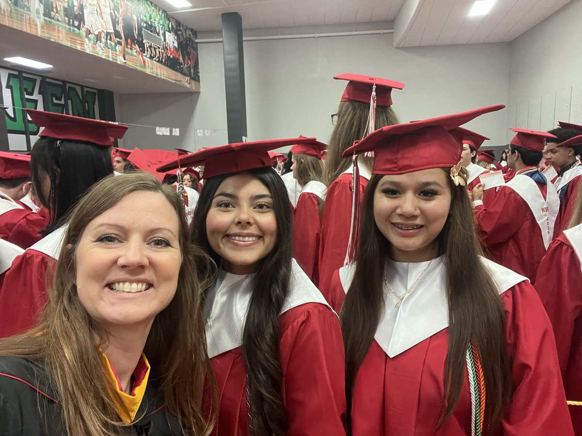 Congratulations to an amazing group of <a href="/NHSTeachTrain/">NHS Teaching & Training</a> seniors!