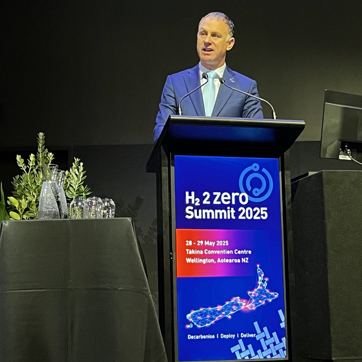 LMeredithEU's tweet image. Delighted to join Minister @SimonWattsMP and HE @Makotoosawa1 at the Hโ 2 Zero Summit 2025, setting out #TeamEuropeโs vision for green innovation and investment and the vital role of international partnerships. ๏ฟผ
#H22ZeroSummit #HorizonEurope #StrongerTogether
