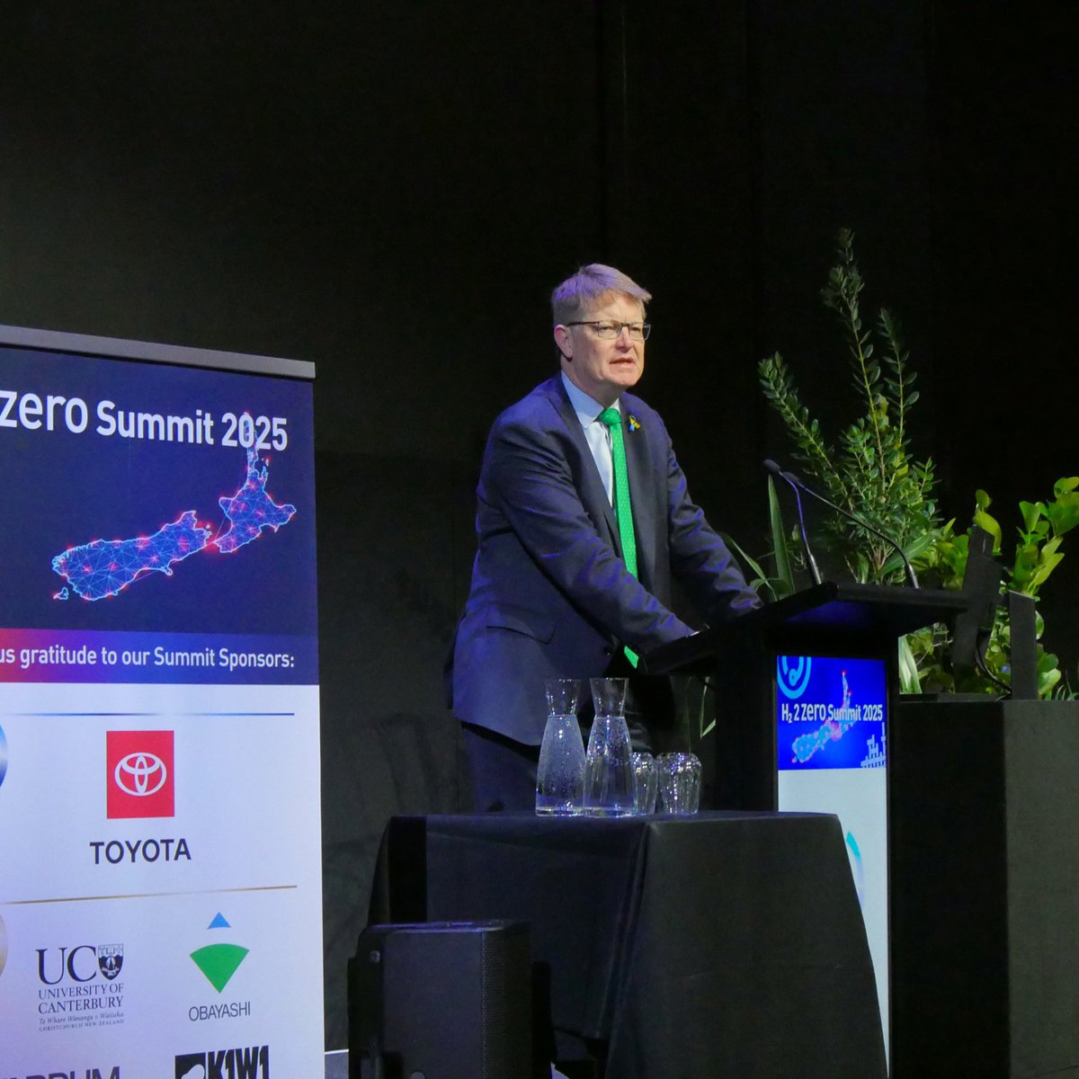 LMeredithEU's tweet image. Delighted to join Minister @SimonWattsMP and HE @Makotoosawa1 at the Hโ 2 Zero Summit 2025, setting out #TeamEuropeโs vision for green innovation and investment and the vital role of international partnerships. ๏ฟผ
#H22ZeroSummit #HorizonEurope #StrongerTogether