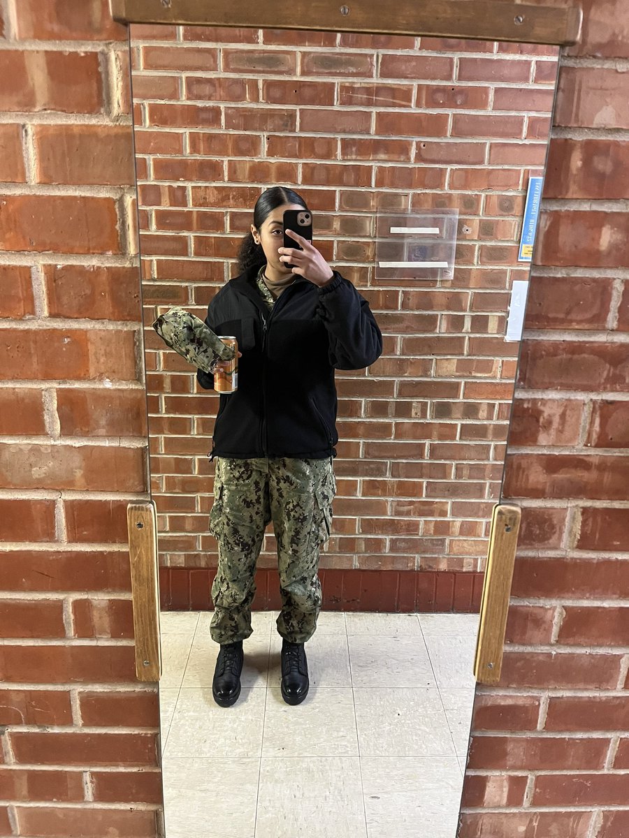 dee 🫶🏽 tweet media