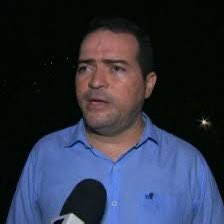 🚨URGENTE 

Zé Felipe pegou no flagra Virgínia flertando com o CEO do Fortaleza, Marcelo Paz, fez uma confusão e pediu o divórcio. 

🗞️ Danilu Queiroga