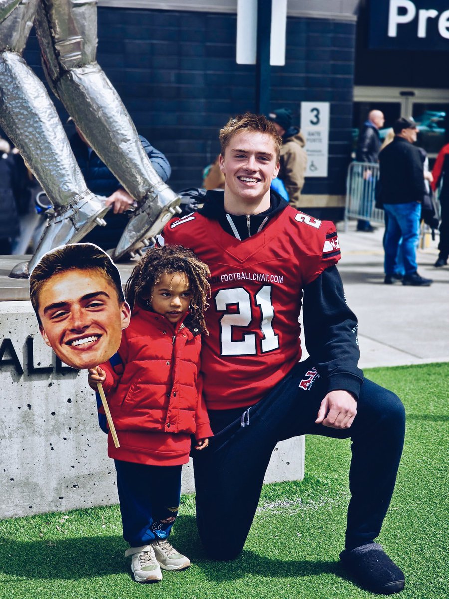 Blake Schafer tweet media