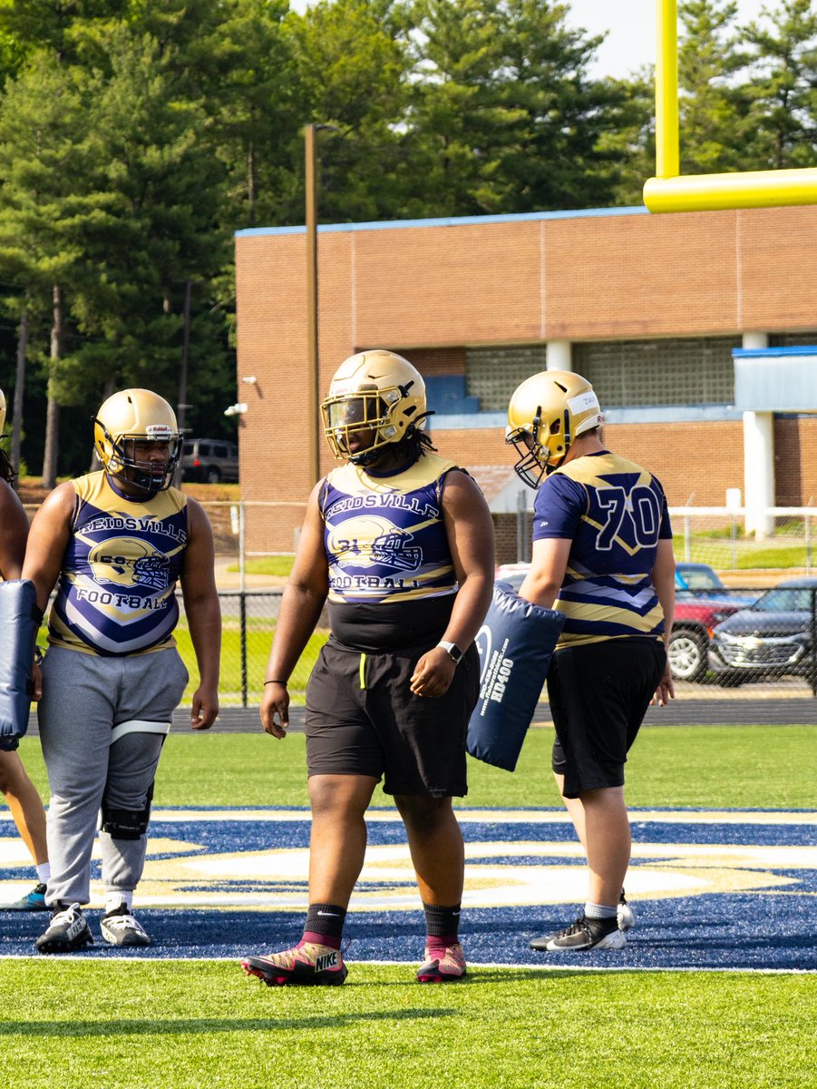 devontecam18's tweet image. Junior season otw...@FBCapitolOfNC