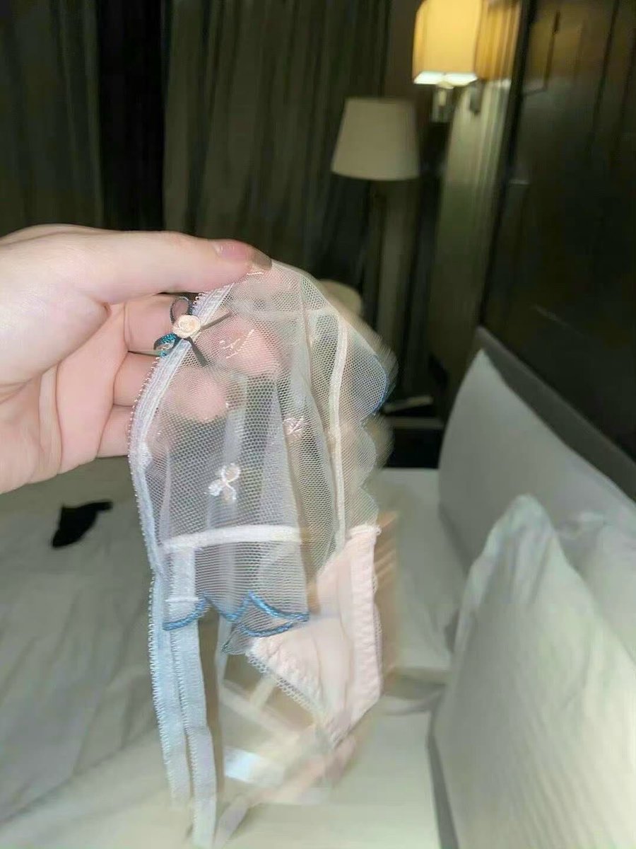 早就想组织活动了，压抑很久终于说服老婆玩多人的了。有经验会玩的来