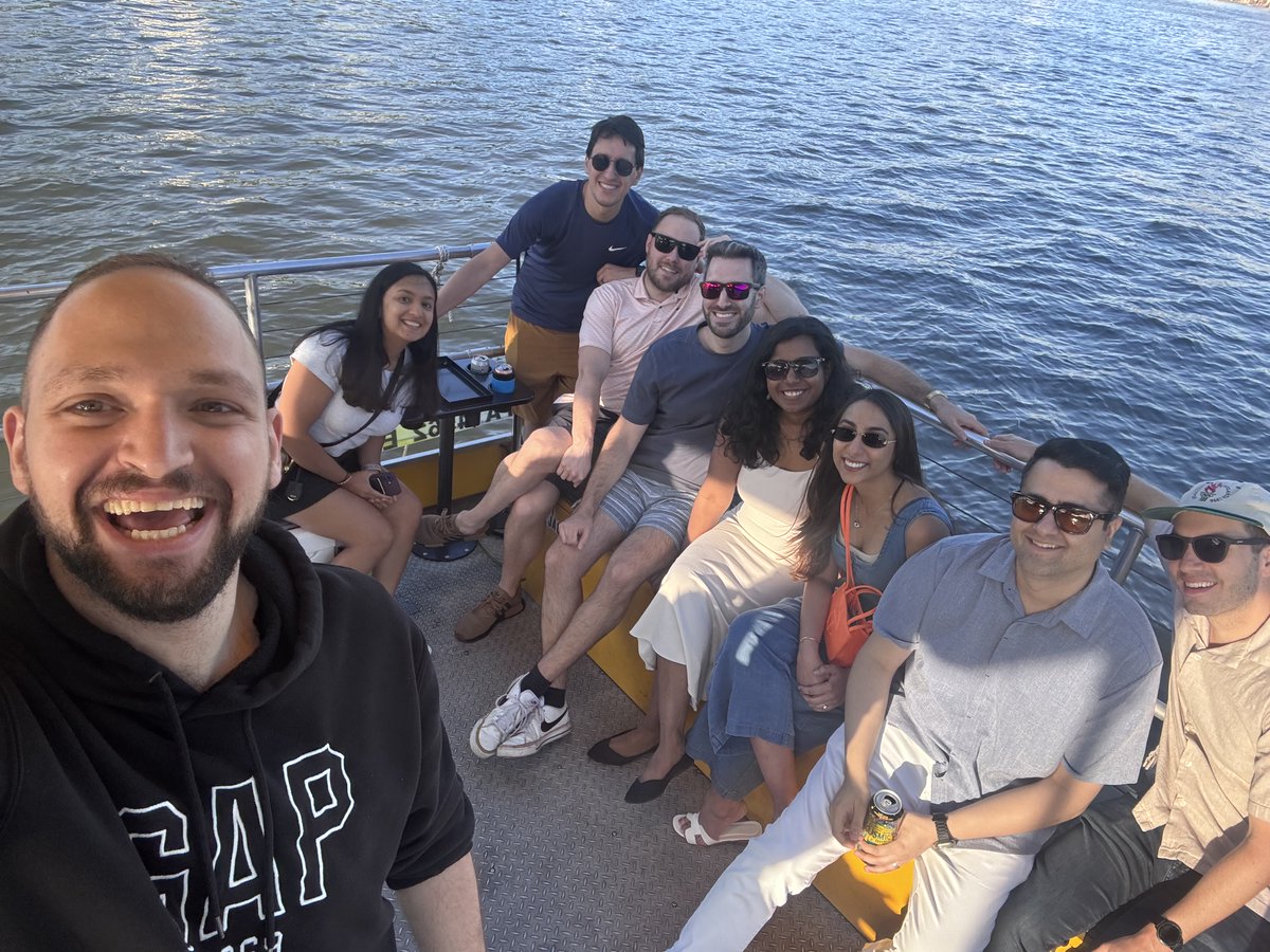 Ritika Tuli (@ritikatulimd) on Twitter photo Just a bunch of cardiology fellows pretending we donโt talk about hearts all the time
<a href="/AHNCVFellows/">AHN Cardiology Fellowships</a> Just a bunch of cardiology fellows pretending we donโt talk about hearts all the time
<a href="/AHNCVFellows/">AHN Cardiology Fellowships</a>