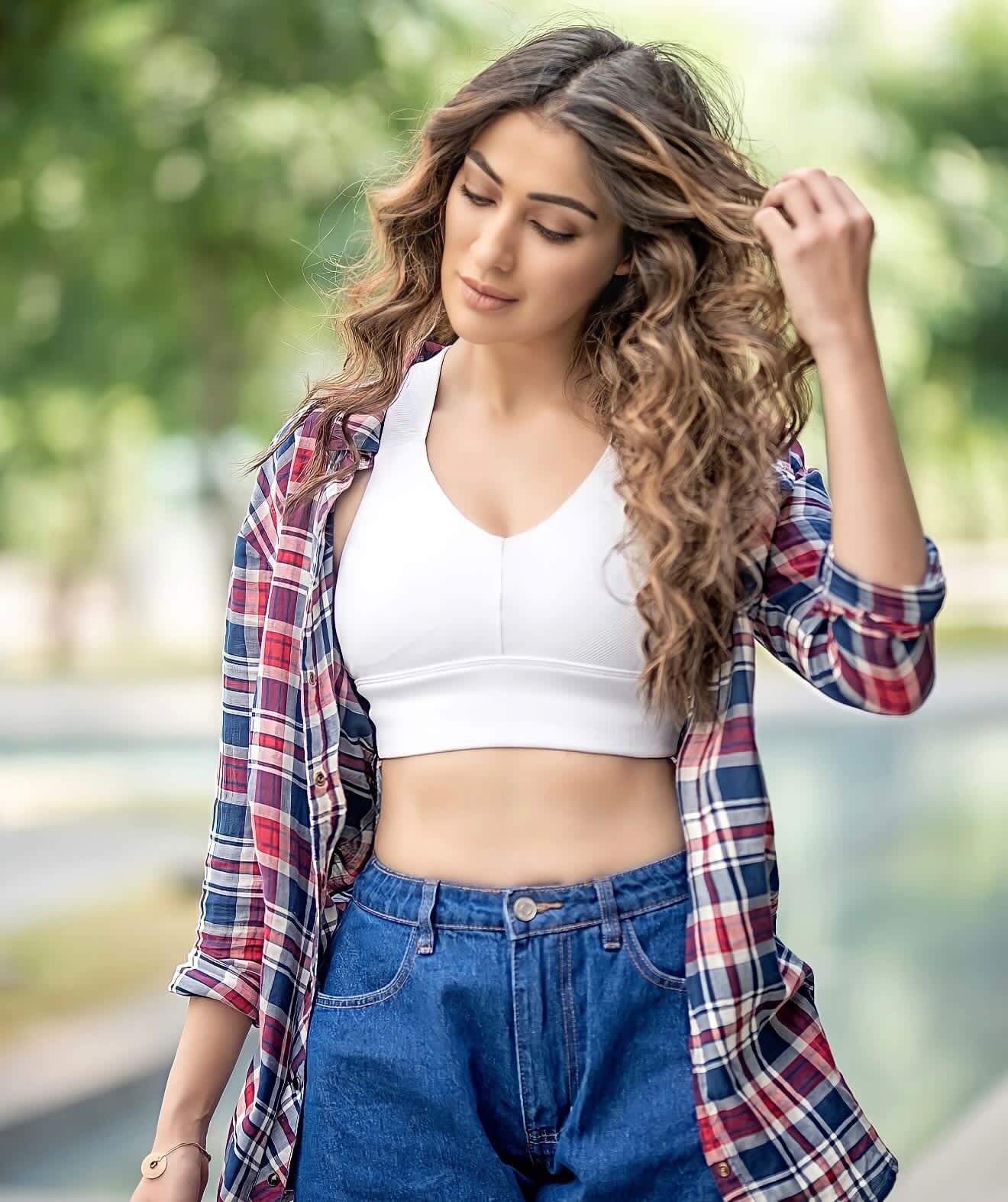 GsAHmJVWAAErMBa?format=jpg&name=large