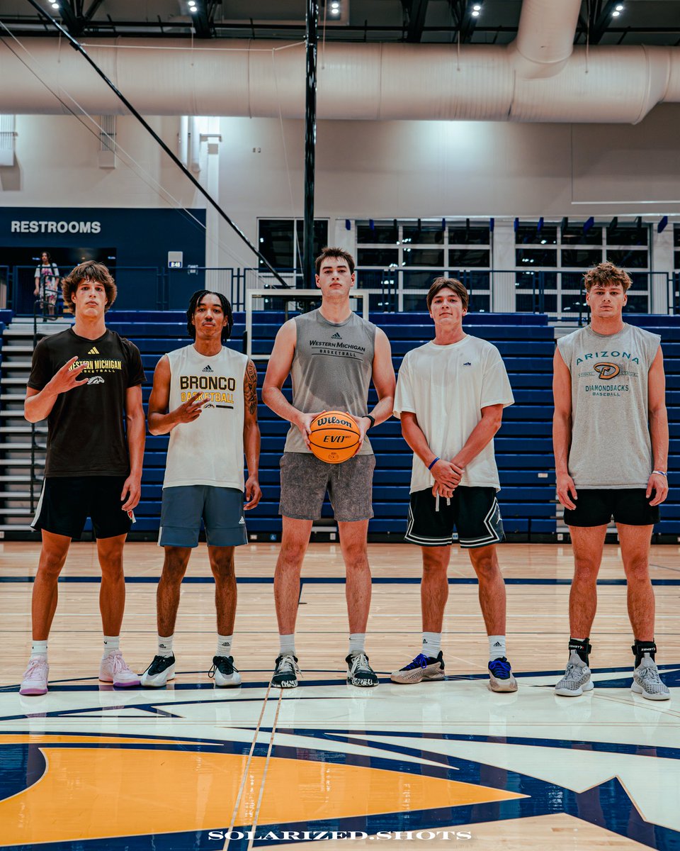 HighlandPremier's tweet image. Session 3 Champs 🏆

Team 2 took down Team 5 in the championship game tonight. Many teams had a chance of the ship tonight, but fell just short in another great run!