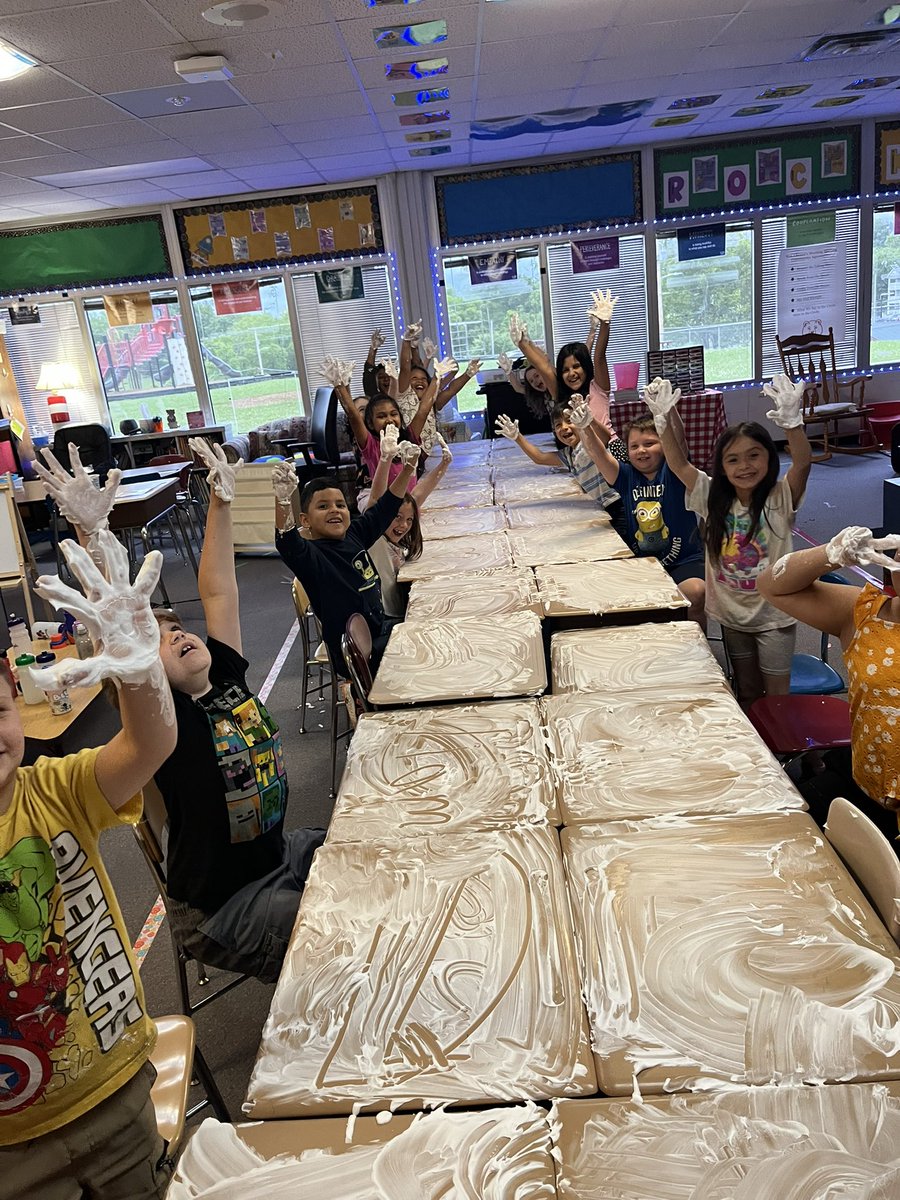 mlchenot's tweet image. It was a packed last full day!! Shaving cream desk cleaning, notes to next year first graders (student feedback so I can grow), Pumpkin Jack headed to a home, Wonka room creations and presenting our @CharacterStrong SEL capstone vests to @Seesaw ! #integrity