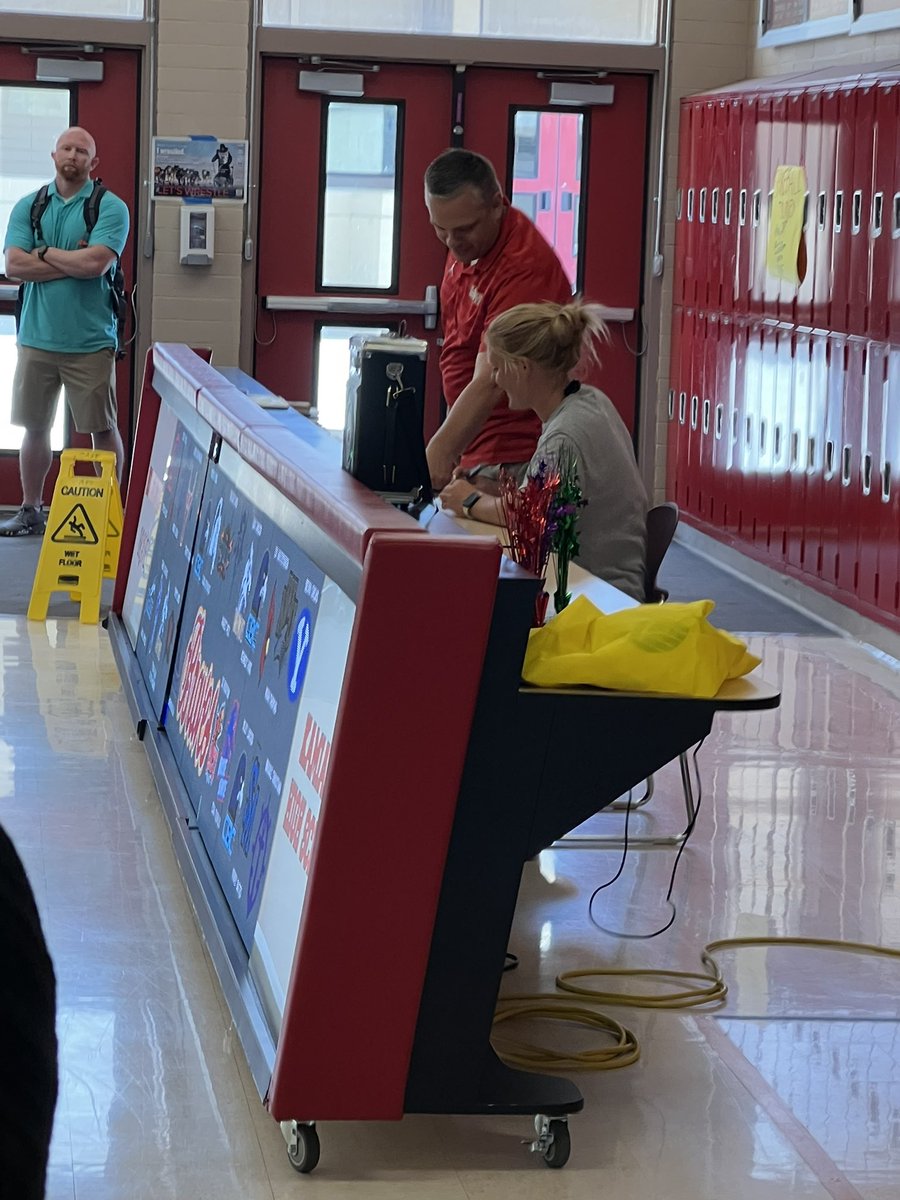 KAHS Volleyball tweet media