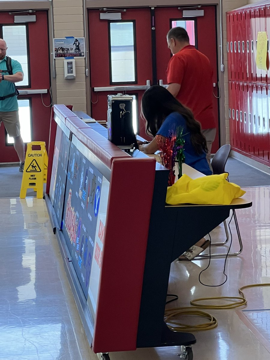 KAHS Volleyball tweet media