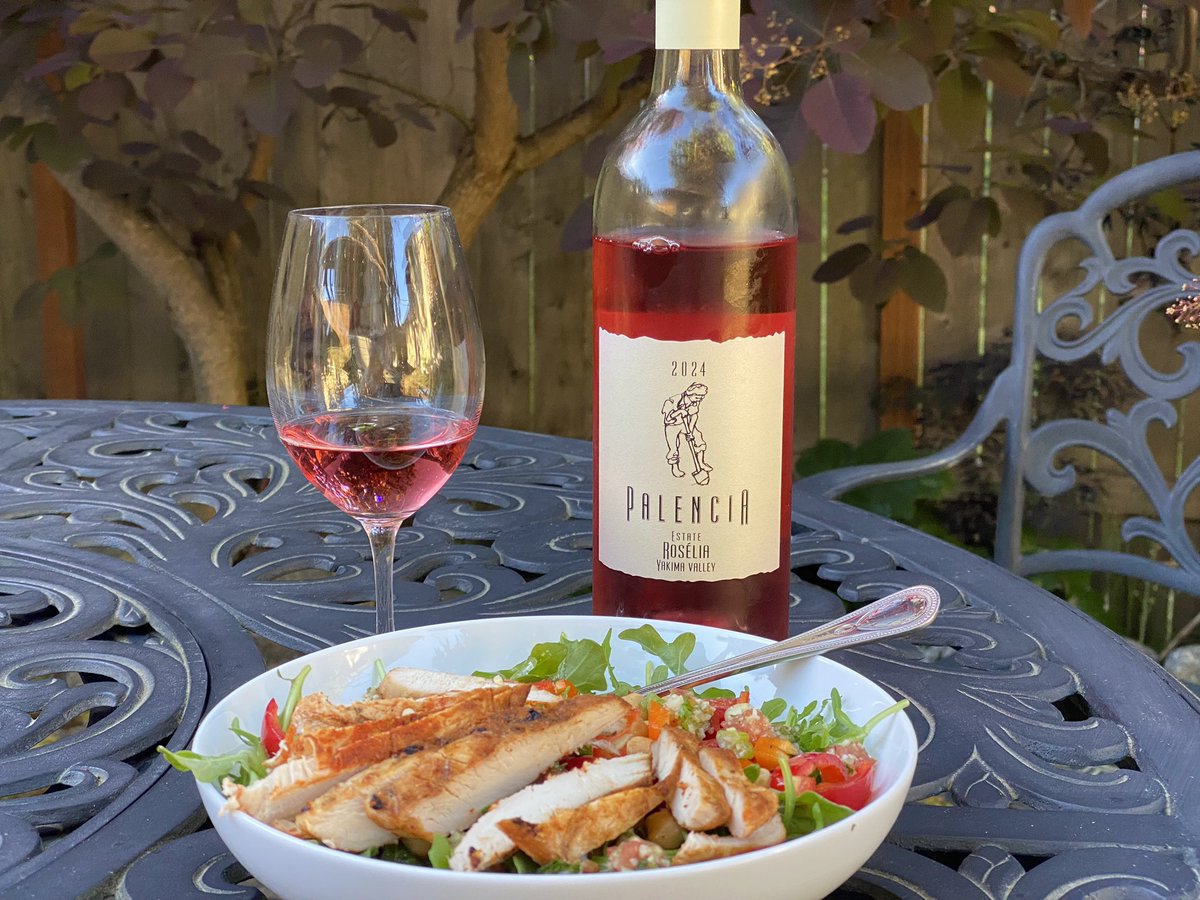So excited that it’s rosé and salad season! ☀️ #wawx