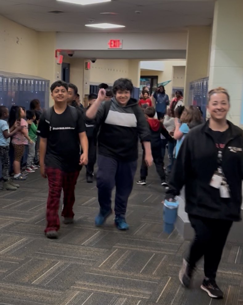 PeggyEverist tweet media