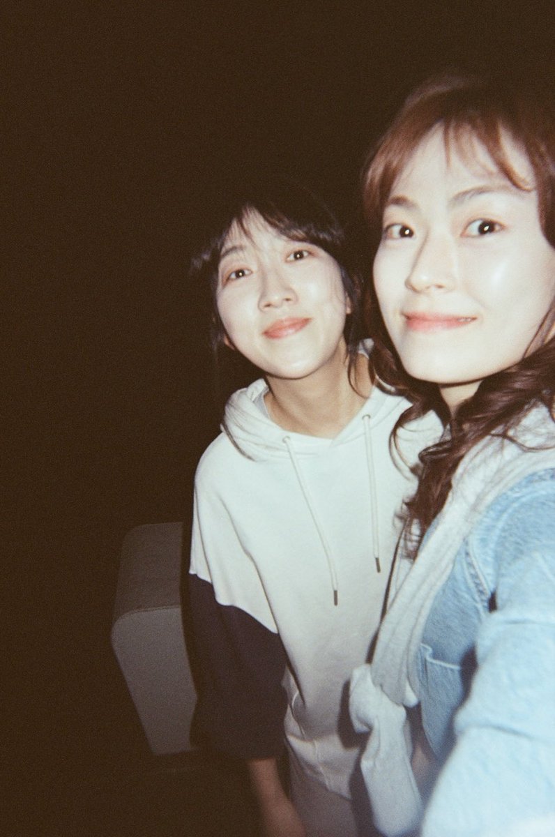 필름카메라로 담아본 2025 연극 기형도 플레이 1