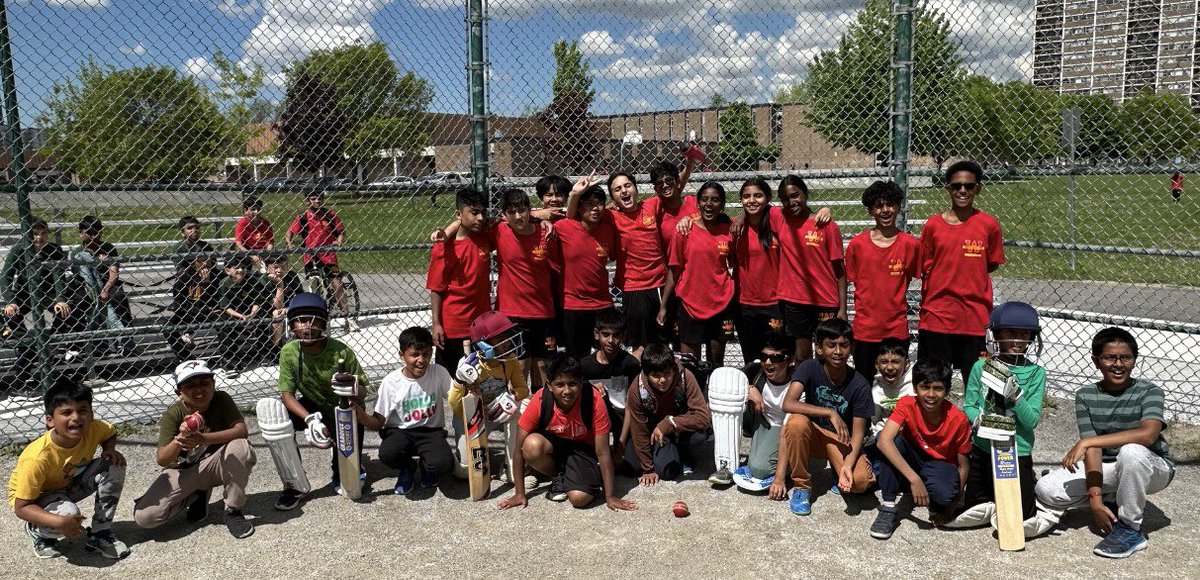 Sunil Katyal (@skatyal_tdsb) on Twitter photo Great day hosting <a href="/TDSBForestManor/">TDSB Forest Manor</a> Gr. 5 cricket team for a friendly, mixed team match! ☀️🏏 Wonderful sportsmanship, smiles all around & perfect weather! Best of luck at tomorrows tournament kids! #tdsb #tdesaa <a href="/tdsb/">Toronto District School Board</a> <a href="/TDESAA_TDSB/">TDESAA Athletics</a> <a href="/MFraserTDSB/">Michelle Fraser</a> <a href="/Equity48/">Kurt McIntosh</a> <a href="/JamesX_Li/">James Li</a> <a href="/WoodbineMS/">Woodbine Middle School TDSB</a> Great day hosting <a href="/TDSBForestManor/">TDSB Forest Manor</a> Gr. 5 cricket team for a friendly, mixed team match! ☀️🏏 Wonderful sportsmanship, smiles all around & perfect weather! Best of luck at tomorrows tournament kids! #tdsb #tdesaa <a href="/tdsb/">Toronto District School Board</a> <a href="/TDESAA_TDSB/">TDESAA Athletics</a> <a href="/MFraserTDSB/">Michelle Fraser</a> <a href="/Equity48/">Kurt McIntosh</a> <a href="/JamesX_Li/">James Li</a> <a href="/WoodbineMS/">Woodbine Middle School TDSB</a>