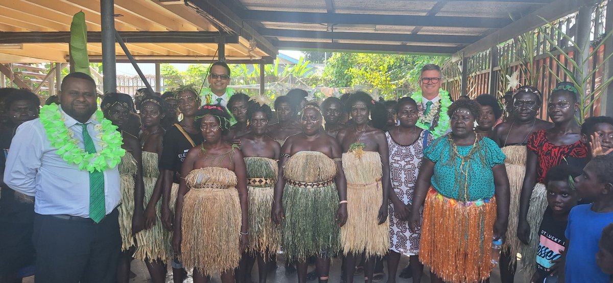 BSPPacific's tweet image. BSP PNG | Greetings from Buka, AROB! Our Retail GM Ronesh Dayal and GM Technology Richard Nicholls are here, connecting with our teams. They visited the ABG Office and Sankamap Export Ltd to strengthen support for local businesses. More visits today! #BSP #AROB