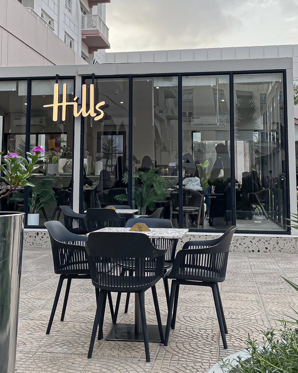nwallkh's tweet photo. -
 day with friends https://t.co/ykepp654dv