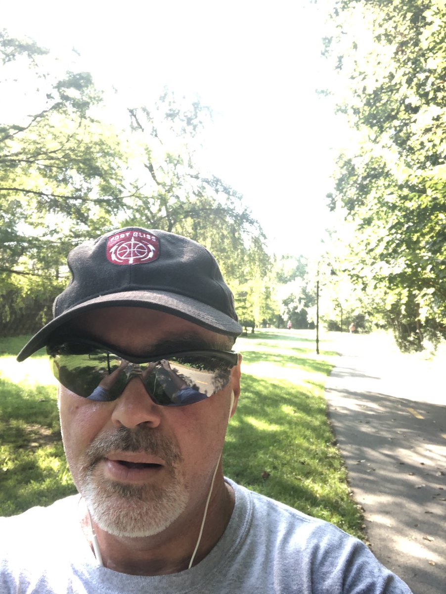 Jeff Daniels tweet media