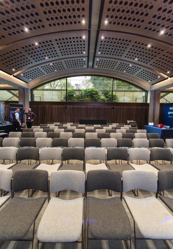 Congrats to Stanton Williams on their RIBA South Award! This was a project #Hewshott were heavily involved in and have since used the facilities for our #TechnologyShowcase! Check out this article from the Architects Journal to see who was awarded...

ow.ly/1fvh50VYZ6F.