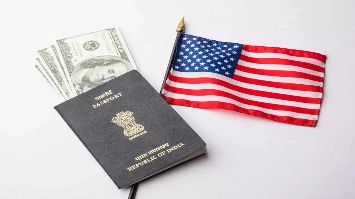 🚨 The US government has ordered US embassies worldwide to immediately stop student visa interviews.