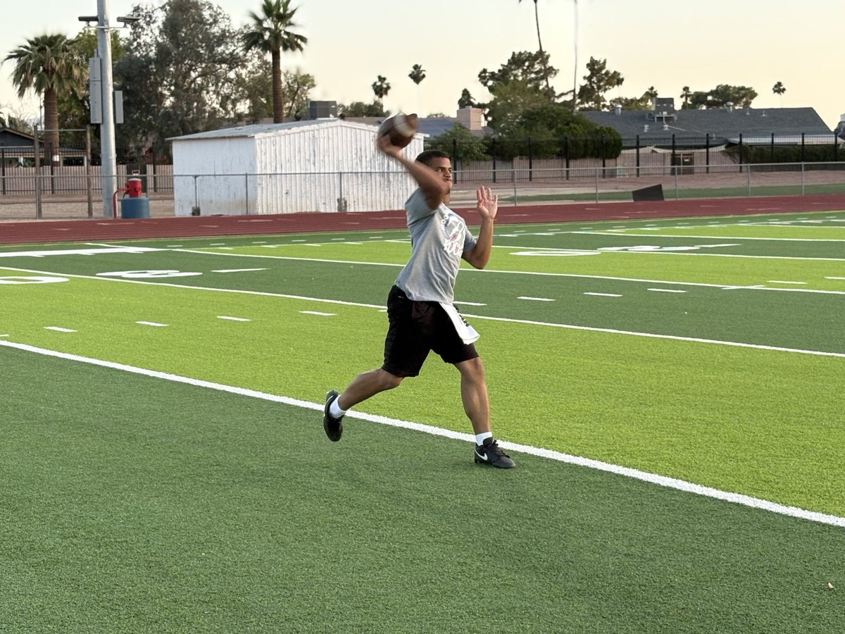 Sonoran Sidewinders Football (@sidewindersfb) on Twitter photo Coach Monson (<a href="/SS_CoachMonson/">Chad Monson</a>) now at Moon Valley β great to connect with <a href="/CoachWong_/">Kalae Wong</a> and <a href="/CoachMalott/">B.J. Malott</a> at <a href="/mvhsfootball25/">Moon Valley Rocket's FB</a>.
Appreciate the time and access.
Always looking for guys who want to work!
πππ₯ #RecruitAZ #SnakePit #StrikeFast #JUCOBuilt Coach Monson (<a href="/SS_CoachMonson/">Chad Monson</a>) now at Moon Valley β great to connect with <a href="/CoachWong_/">Kalae Wong</a> and <a href="/CoachMalott/">B.J. Malott</a> at <a href="/mvhsfootball25/">Moon Valley Rocket's FB</a>.
Appreciate the time and access.
Always looking for guys who want to work!
πππ₯ #RecruitAZ #SnakePit #StrikeFast #JUCOBuilt