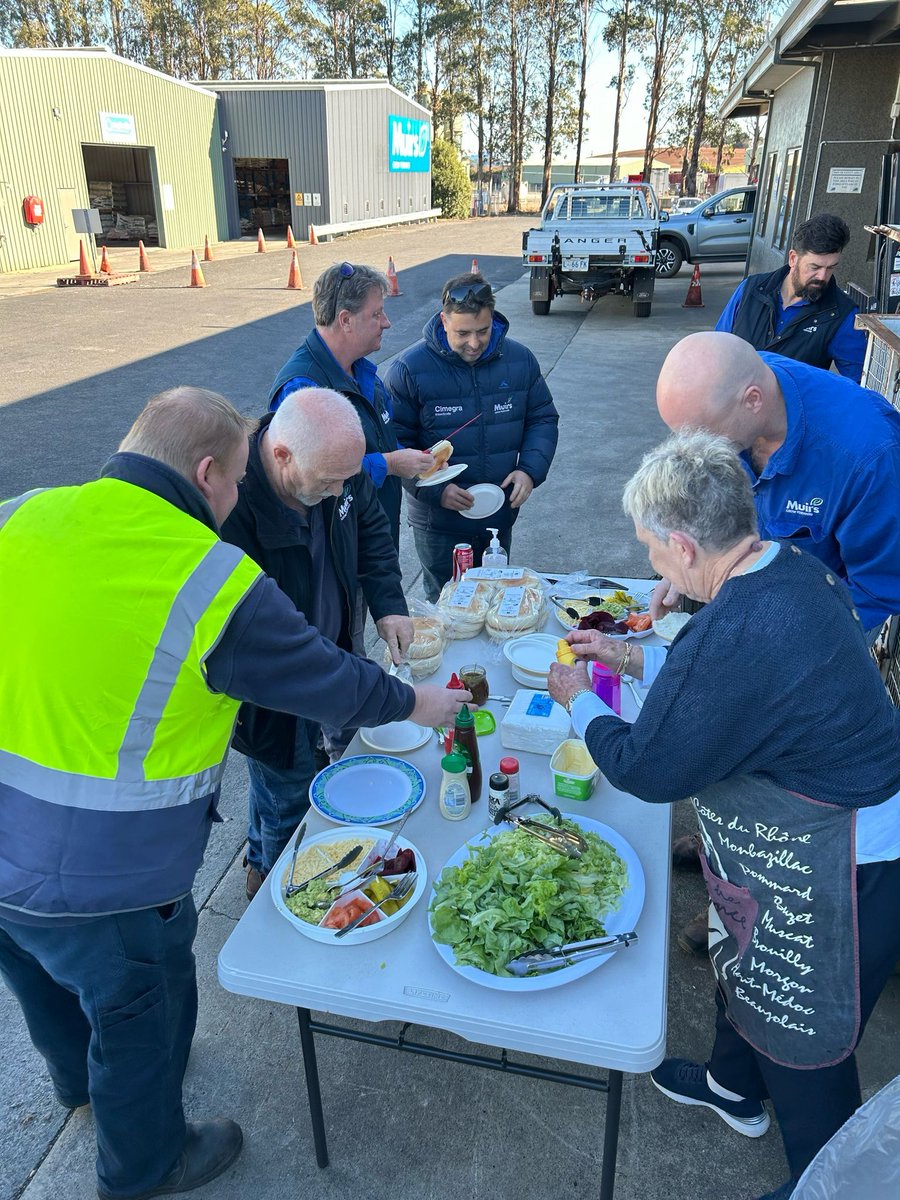 Muirs.Tas tweet media