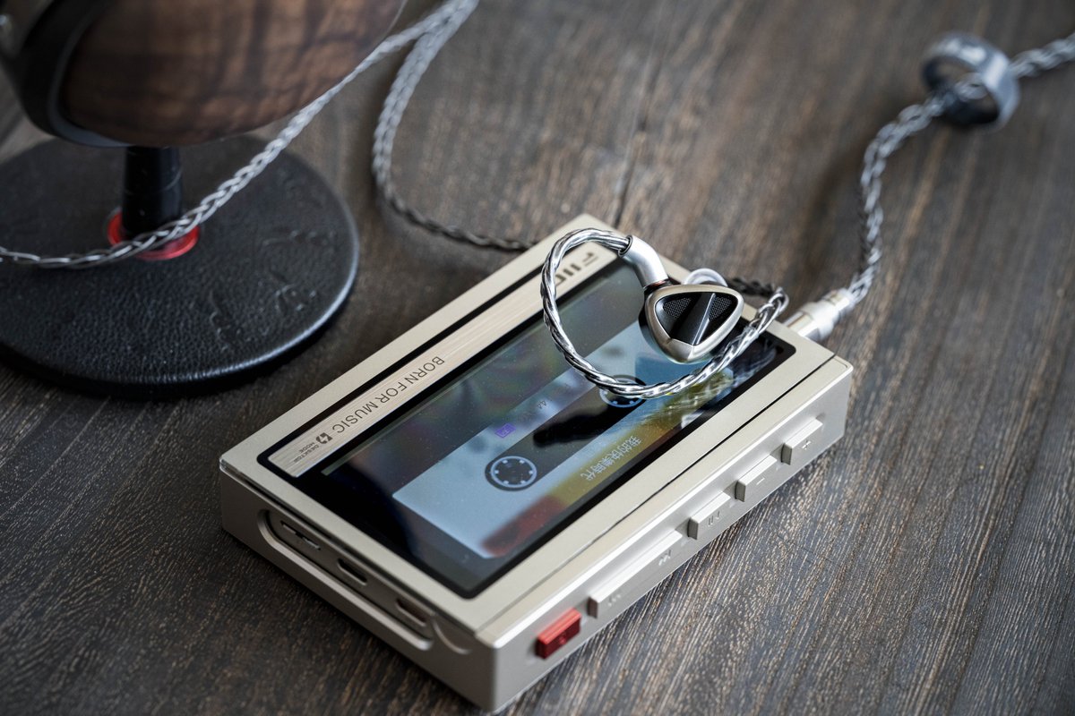 FIIO_official's tweet image. According to a survey we did in China, a lot of consumers bought M21 just for cassette case. It looks really exciting, doesn't it?
#fiio #m21 #musicplayer #mp3 #music #hifi
