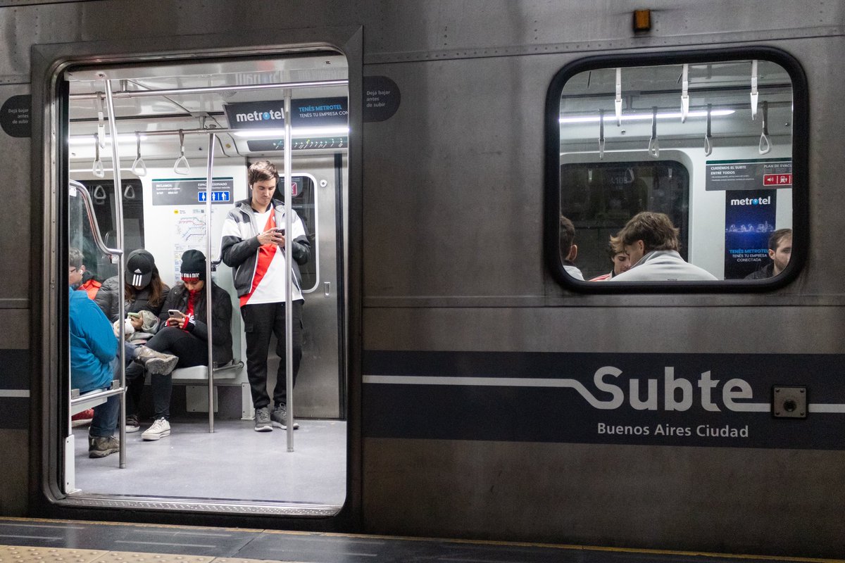 🟢🕐 ¡Así está siendo la vuelta en Subte con la extensión horaria de la Línea D!
