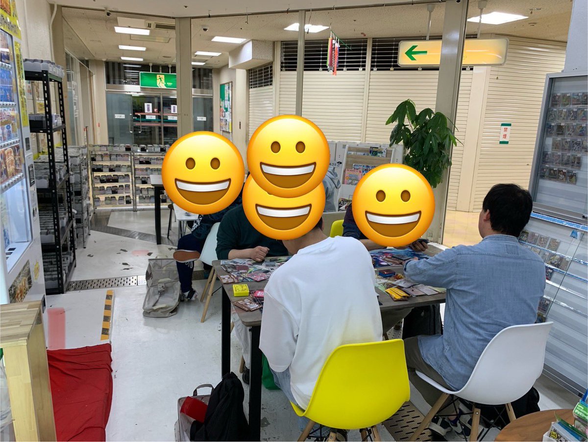 tracashines's tweet photo. 【お知らせ】

☆ジムバトル結果報告☆
昨日のジムバトルには
8名の方にご参加いただきました‼️
ご参加いただいた方々大会お疲れ様でした😊

🏆優勝は🏆

『バシャーモex』デッキを使用された

まぼさんです！！
🎉おめでとうございます🎉

🎤 「バクフーンキツキツ」🎤
🎤とのコメントをいただきました🎤

#ポケモンカード　#広島　#呉
