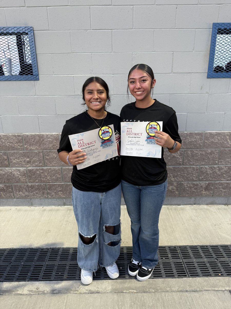 El Dorado Softball (@edhs_softball24) on Twitter photo A beautiful night at the All-Star game with our girls! Thanks <a href="/GreaterEl/">Greater El Paso Girls Coaches Association</a> for hosting a great game! π₯β€οΈπ <a href="/Coach1Martinez/">Frank Martinez</a> <a href="/EDAztecs_HS/">Venessa Betancourt</a> <a href="/AReyes_HMS/">Adriana Reyes</a> A beautiful night at the All-Star game with our girls! Thanks <a href="/GreaterEl/">Greater El Paso Girls Coaches Association</a> for hosting a great game! π₯β€οΈπ <a href="/Coach1Martinez/">Frank Martinez</a> <a href="/EDAztecs_HS/">Venessa Betancourt</a> <a href="/AReyes_HMS/">Adriana Reyes</a>