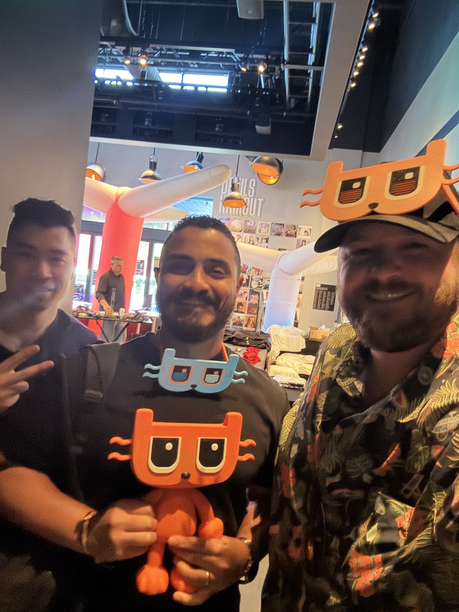 JussCubs's tweet image. I found @btcbongo taller I mean older brother
secured some $bdc Billy goodies
its confirmed @billydollarcat showed up hardest so far @ @TheBitcoinConf