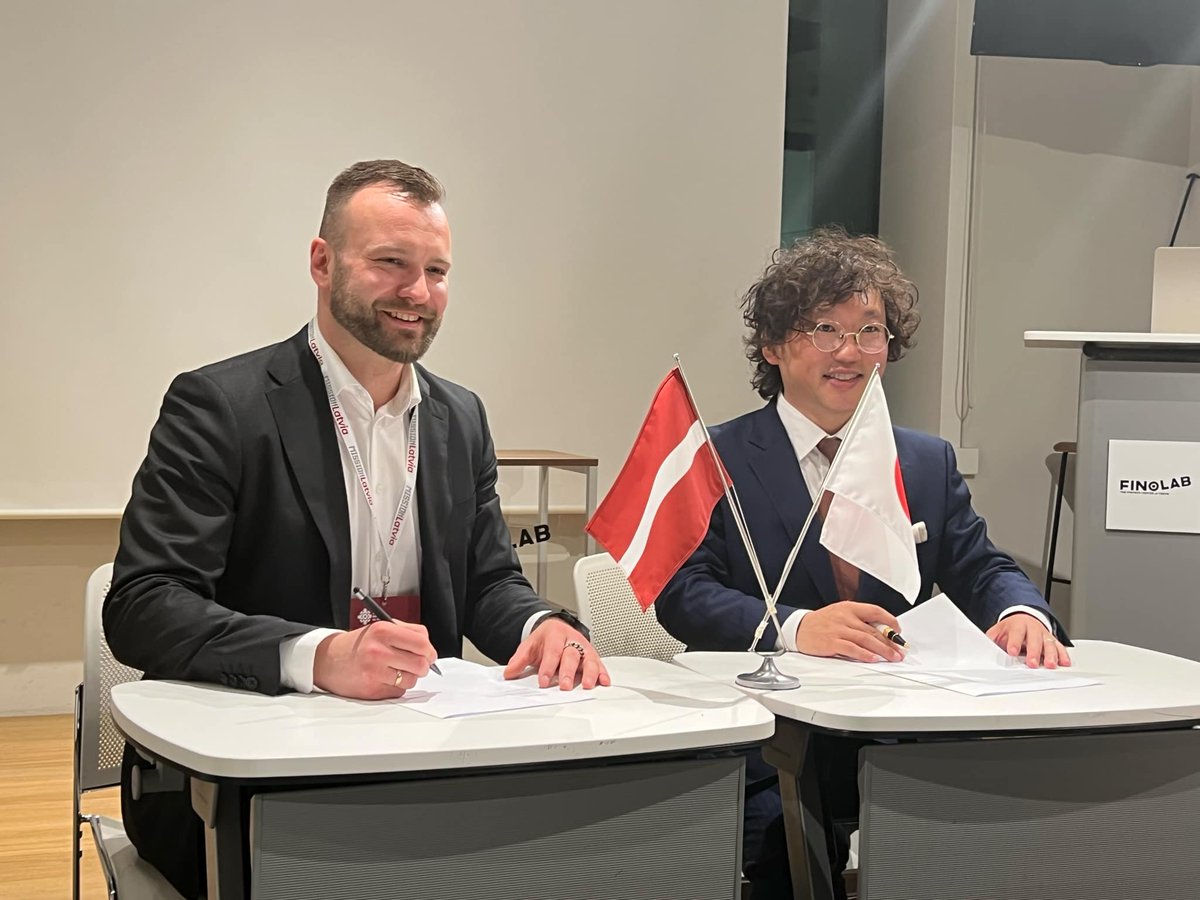 John Kojiro Moriwaka Appointed as Official Ambassador of “UN:BLOCK” <a href="/unblockeu/">UN:BLOCK</a>| Signing Ceremony Held at <a href="/finolab_pr/">FINOLAB</a> 

シリコンバレーベンチャーズCEOの森若幸次郎は、ラトビア初のブロックチェーン国際会議「UN:BLOCK」より、公式アンバサダーに任命されました
siliconvalleyventures.site/archives/13538
