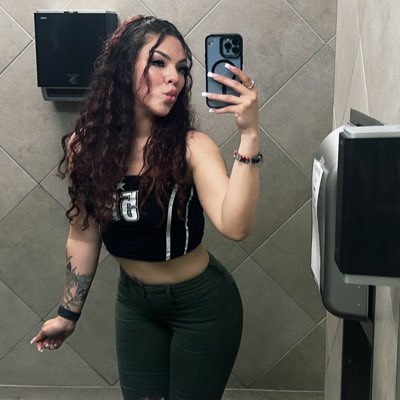 theBootyDiary's tweet photo. #NewProfilePic https://t.co/Q2AP3WPQpD