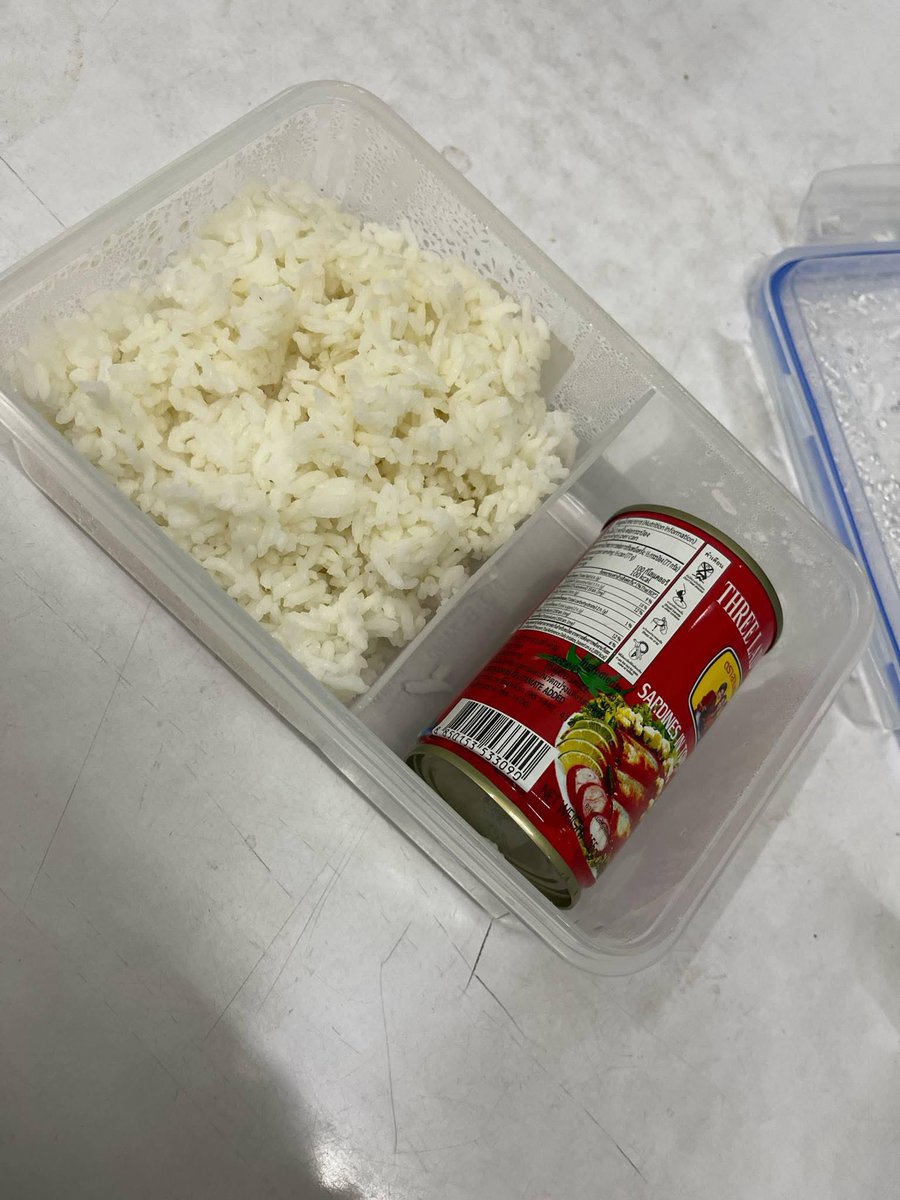 Weirdfoood tweet media