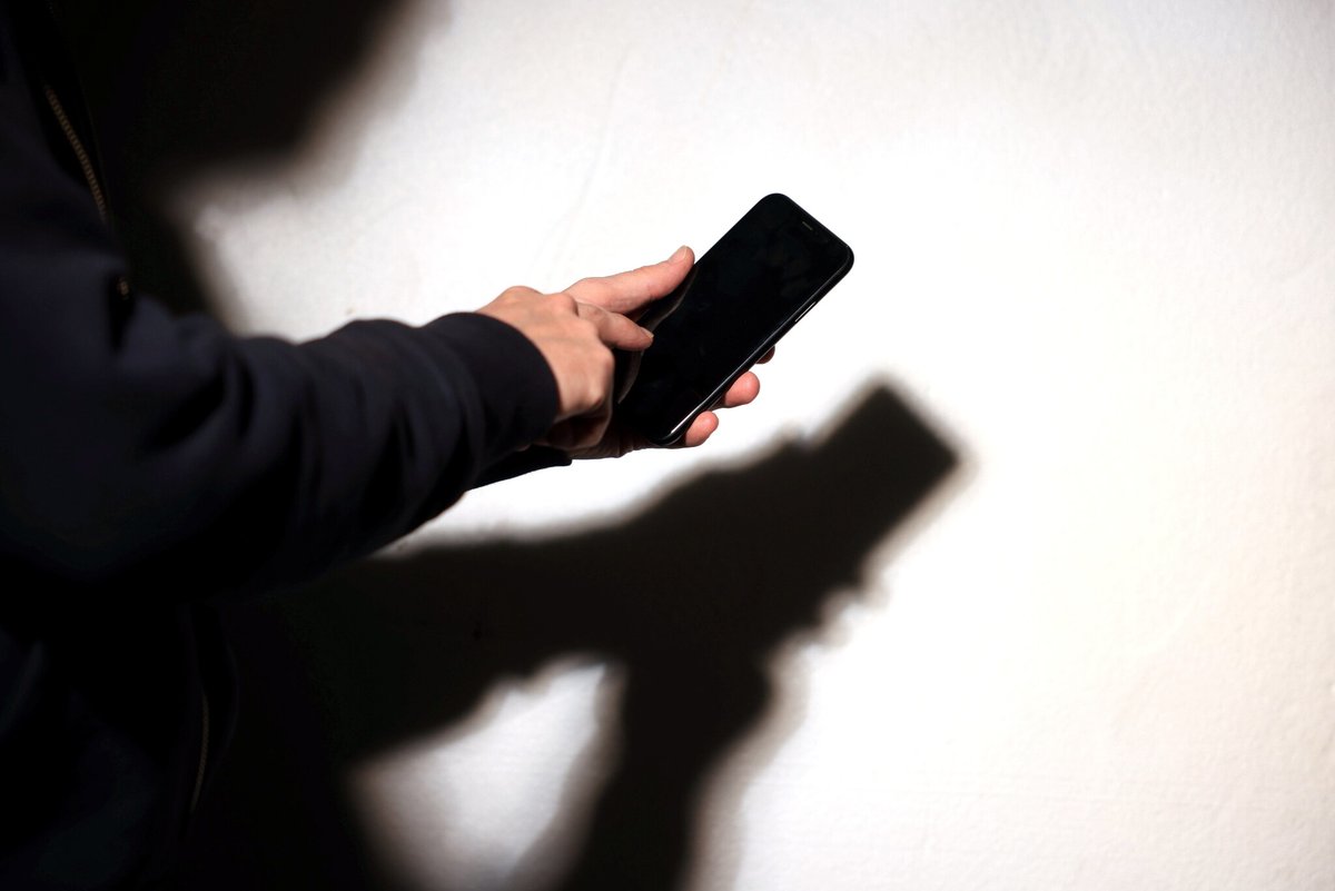 SMS nominatifs, ton convaincant : mais pourquoi les arnaques sont-elles de plus en plus crédibles ?
➡️ l.leparisien.fr/2ELA
