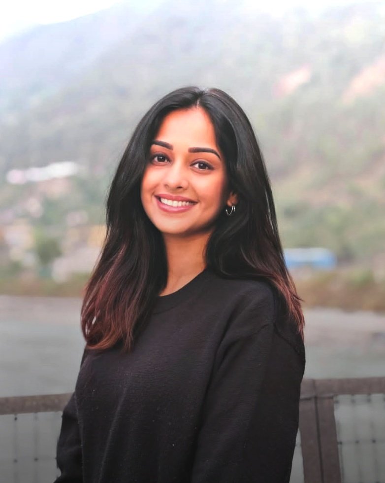sunshinexvibe's tweet photo. Myyy sunshine gurl is justtt so Pyari &amp; her prettiest smile has my whole heart 🥹😍🦋🧿🫶🏻

#Mugdhachaphekar #Kumkumbhagya #Pranbir #Krishdha https://t.co/FpCSgdNxIV