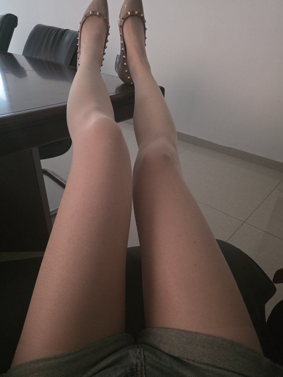 我好讨厌我的小腿（没有说不讨厌大腿的意思）