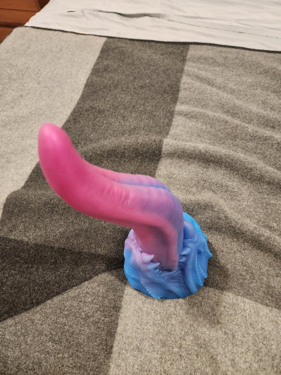 Horizon 🦴🦴🐾 🔜 LVFC (@horizonad_) on Twitter photo Friendly reminder that dragon tongues are the best 🐉 Can't wait to try out my new toy from <a href="/SwisokOfficial/">SWISOK Official</a> 🐾 Use my referral code for 10% off swisok.com/?ref=Horizon902
#swisok Friendly reminder that dragon tongues are the best 🐉 Can't wait to try out my new toy from <a href="/SwisokOfficial/">SWISOK Official</a> 🐾 Use my referral code for 10% off swisok.com/?ref=Horizon902
#swisok