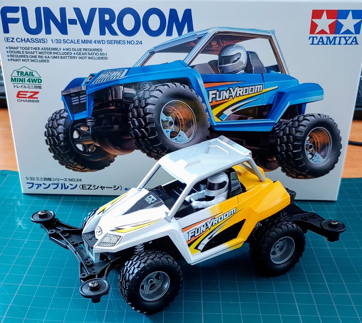 ファンブルンにVZシャーシのバンパーを付けてみました。 これでコース