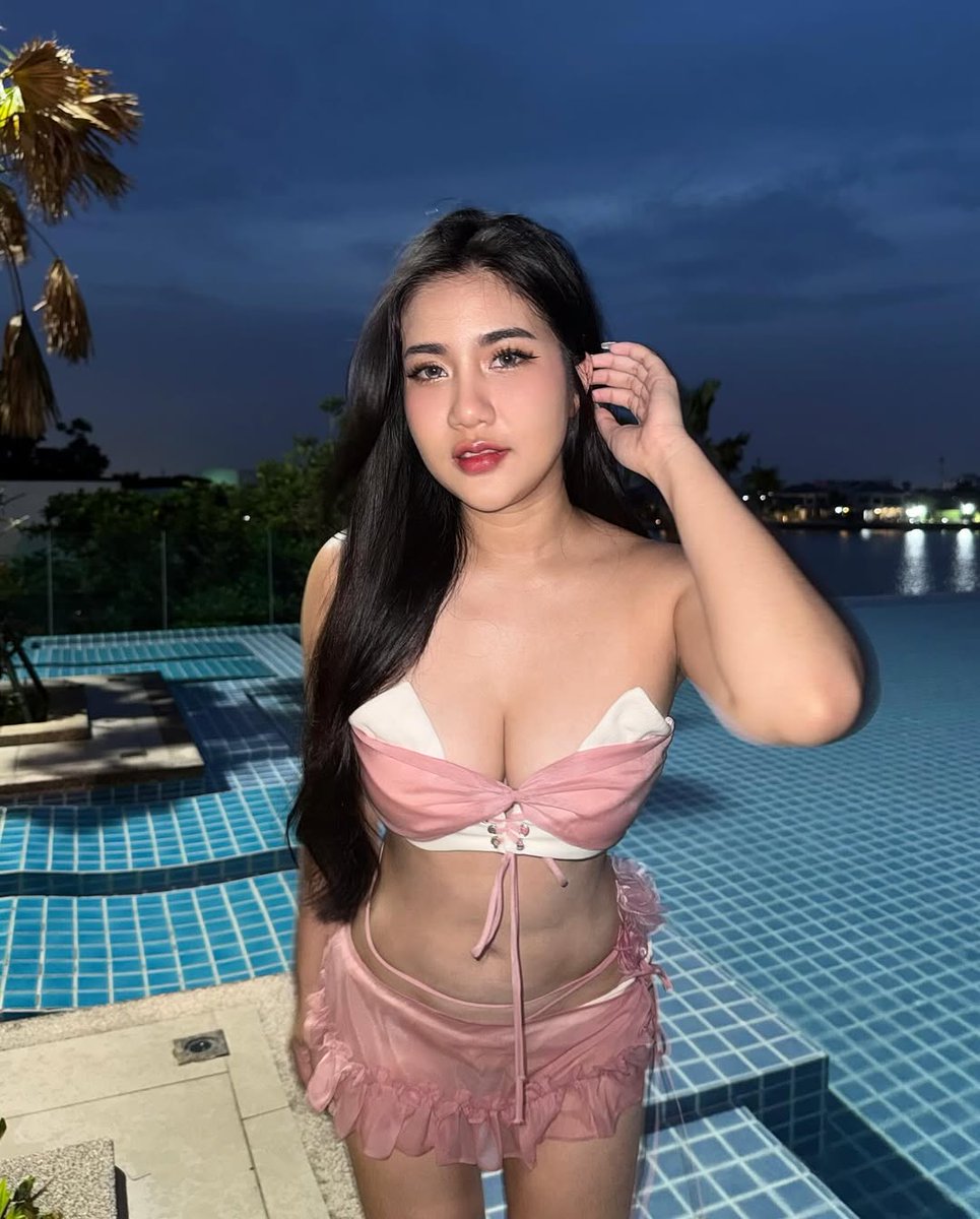 k8Lda6x6eNDhbNV's tweet photo. โอปอล์ แน่นไปหมดเลยย 🔥 https://t.co/7SgqvCitlZ