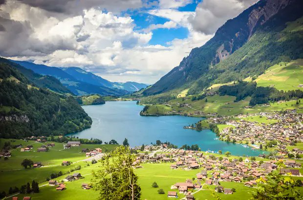 _Tedora_'s tweet photo. Unterwegs ---> #Küssnacht - #Zug - #Luzern #Ruswil #Zentralschweiz mit @aiklimbayraktar 
#Switzerland #Schweiz #isvicre #Suissa https://t.co/QpjwJy8X1l