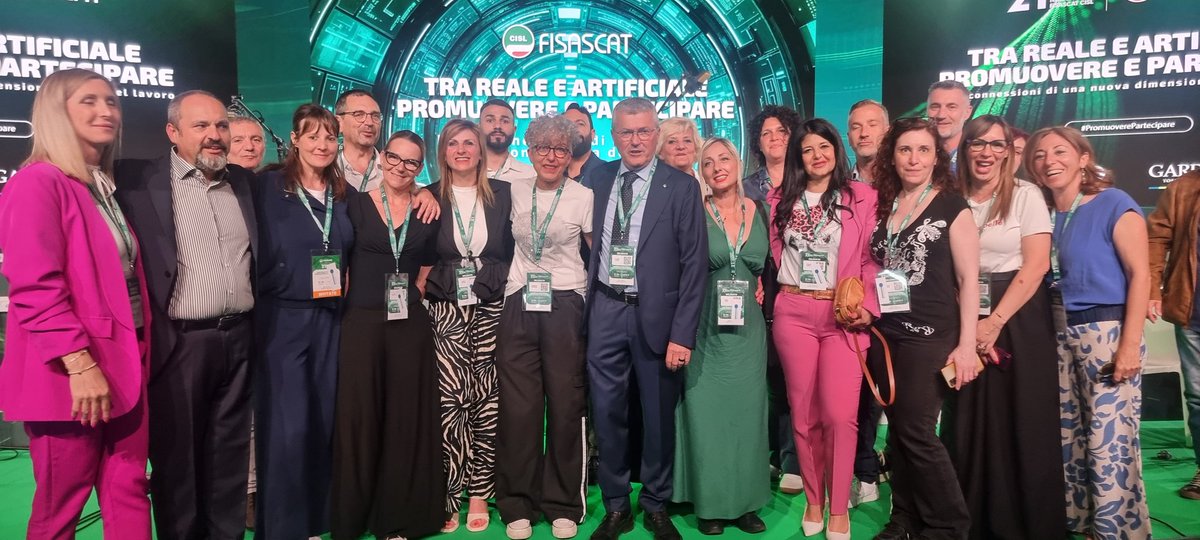 FisascatRoma2's tweet photo. 🟢Fisascat Lazio al Congresso Nazionale della @FisascatCisl75 Cisl Leitmotiv — “Tra reale e artificiale, promuovere e partecipare”  #PromuoverePartecipare https://t.co/6Gqc7cWsWw